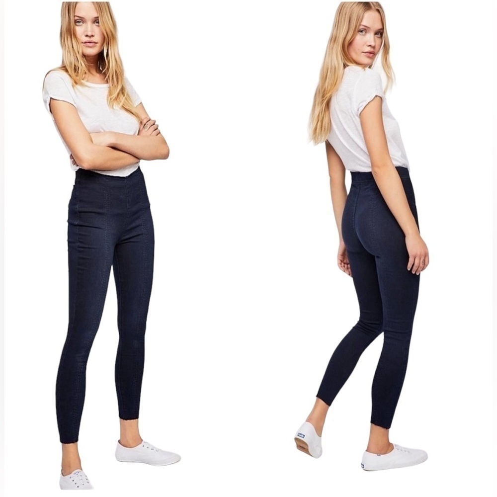 Free People Pull On Skinny Ankle Raw Hem Size 28 Dark Wash